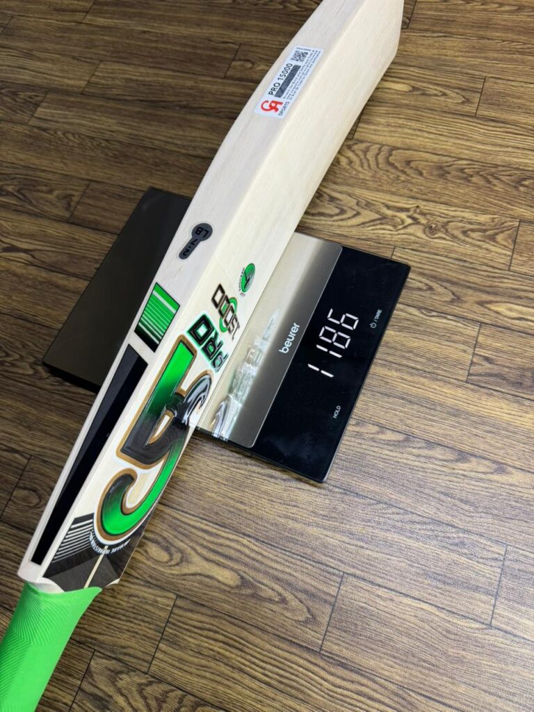 CA Pro 15000 Cricket Bat